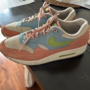 Men’s Size 13 Nike AirMax